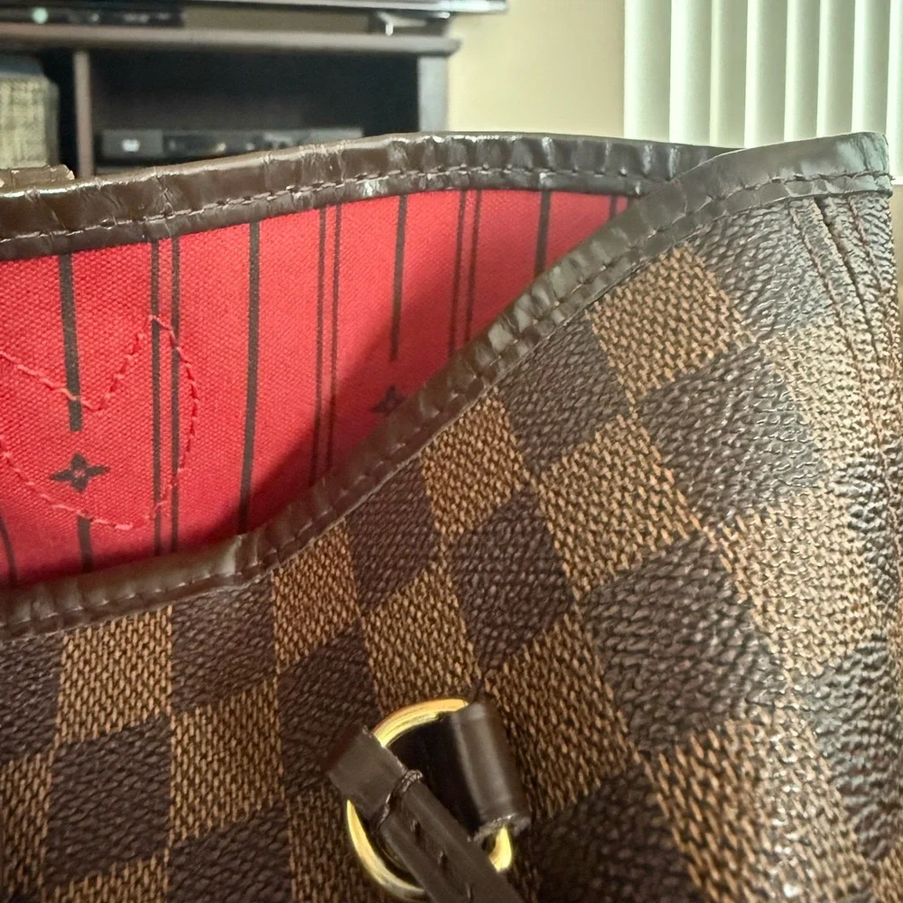 Louis Vuitton Damier Ebene Neverfull MM